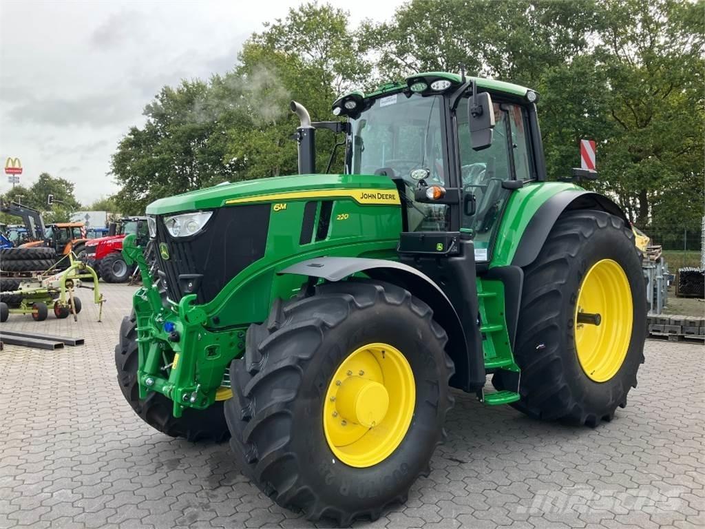 John Deere 6M220 Трактори