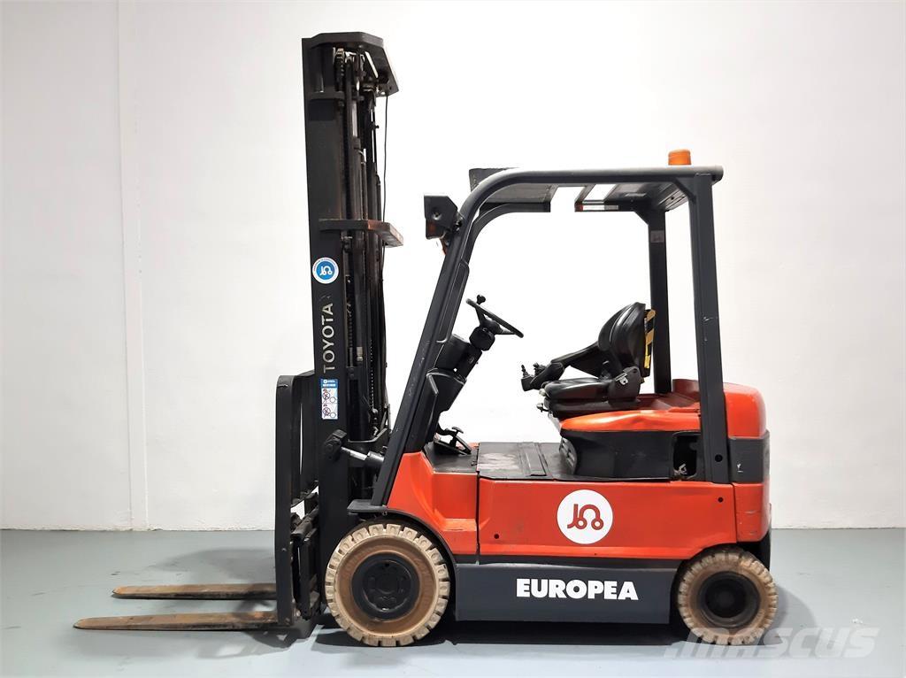 Toyota 7FBMF25 Електронавантажувачі