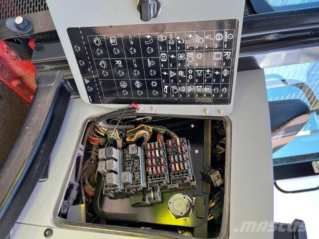 CAT 907H2 Фронтальні навантажувачі