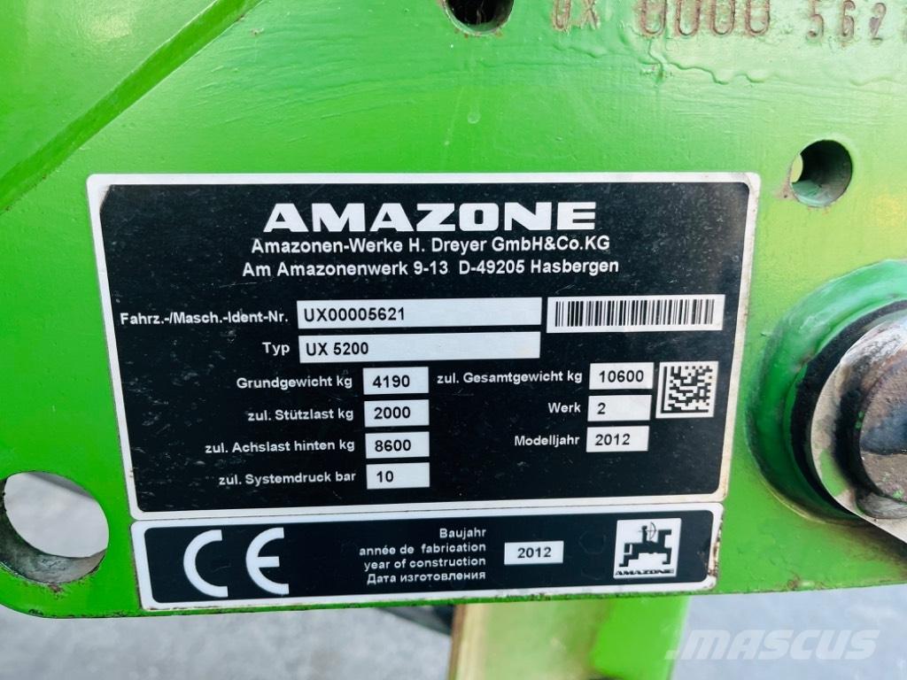 Amazone UX 5200 Причіпні обприскувачі
