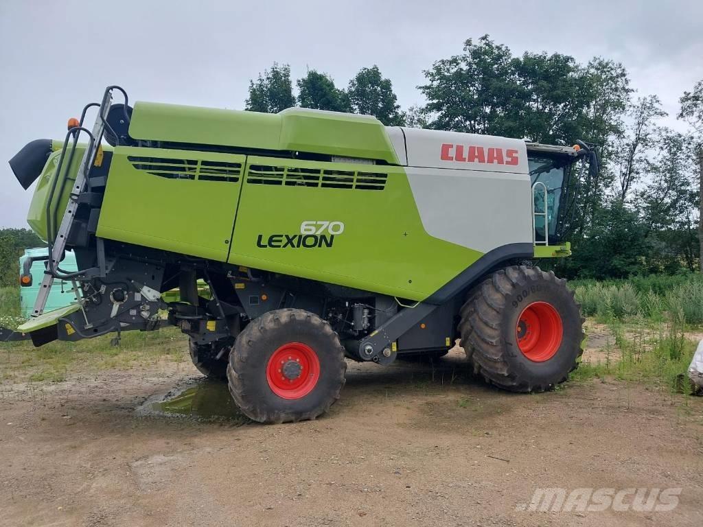 CLAAS Lexion 670 Зернозбиральні комбайни