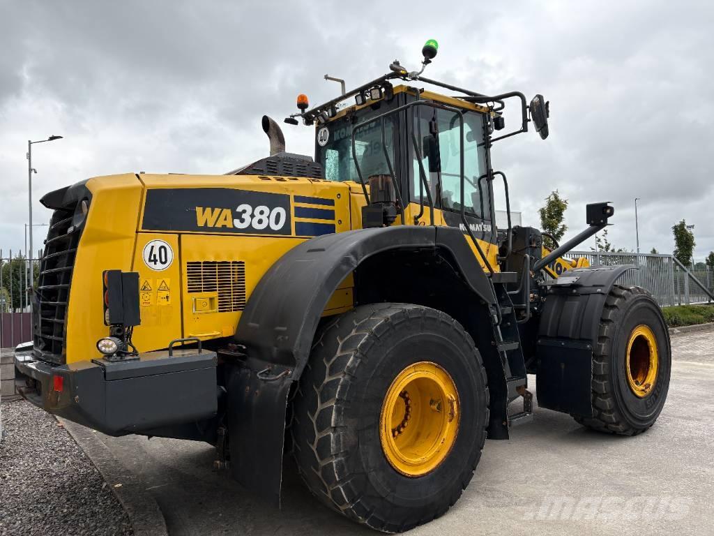 Komatsu WA380-8 Фронтальні навантажувачі