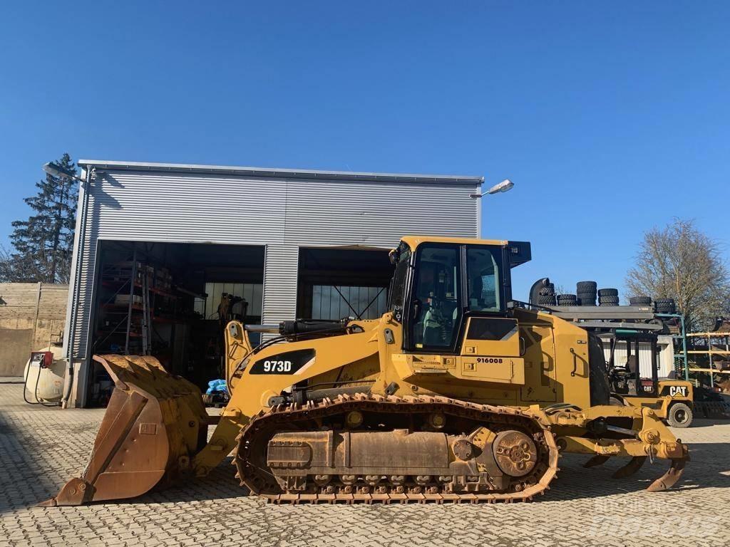 CAT 973 D Гусеничні вантажники