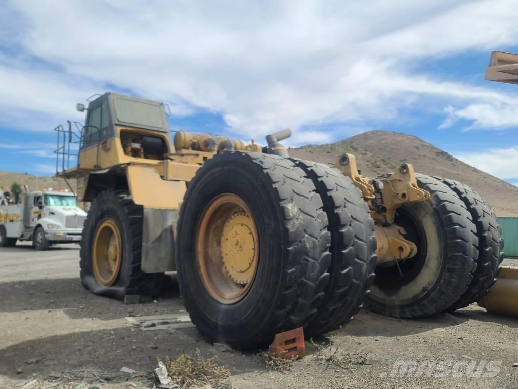 CAT 777 D Зчленовані самоскиди