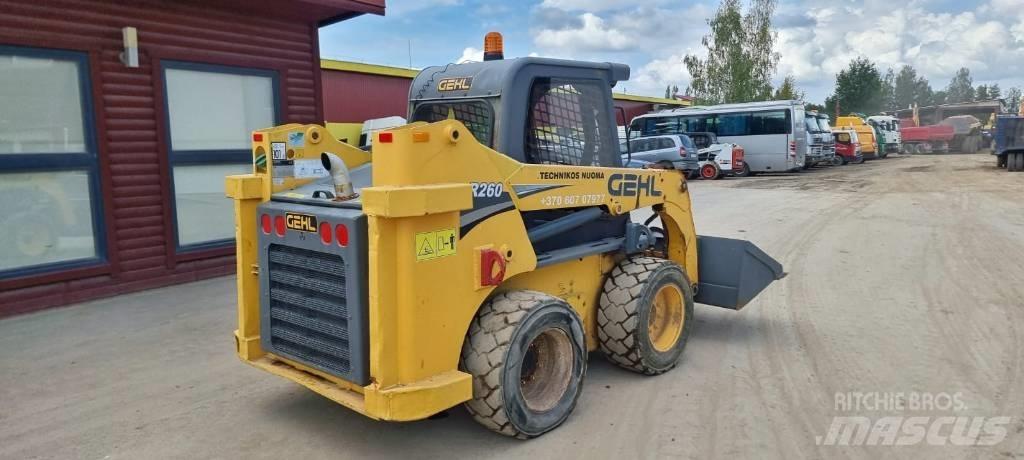 Gehl R 260 Міні-навантажувачі