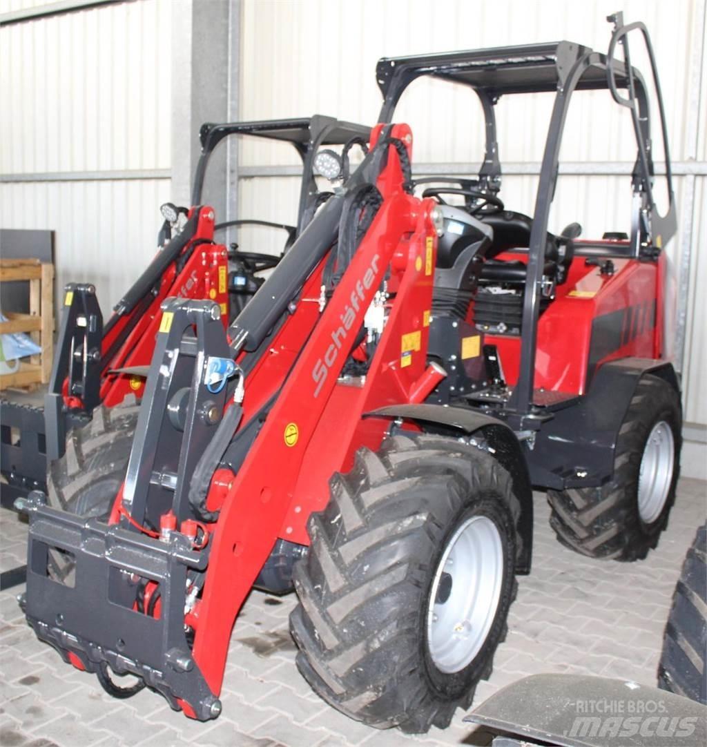 Schäffer 4670 Малі навантажувачі