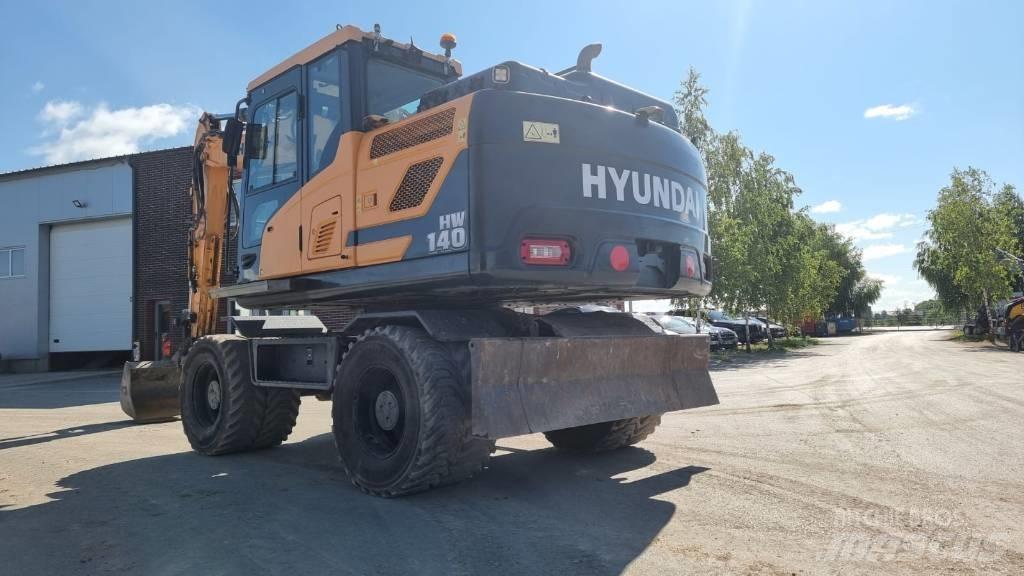 Hyundai HW 140 Колісні екскаватори