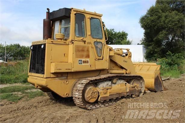 CAT 963 Гусеничні вантажники