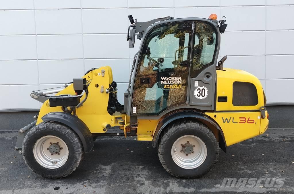 Wacker Neuson WL 36 Фронтальні навантажувачі