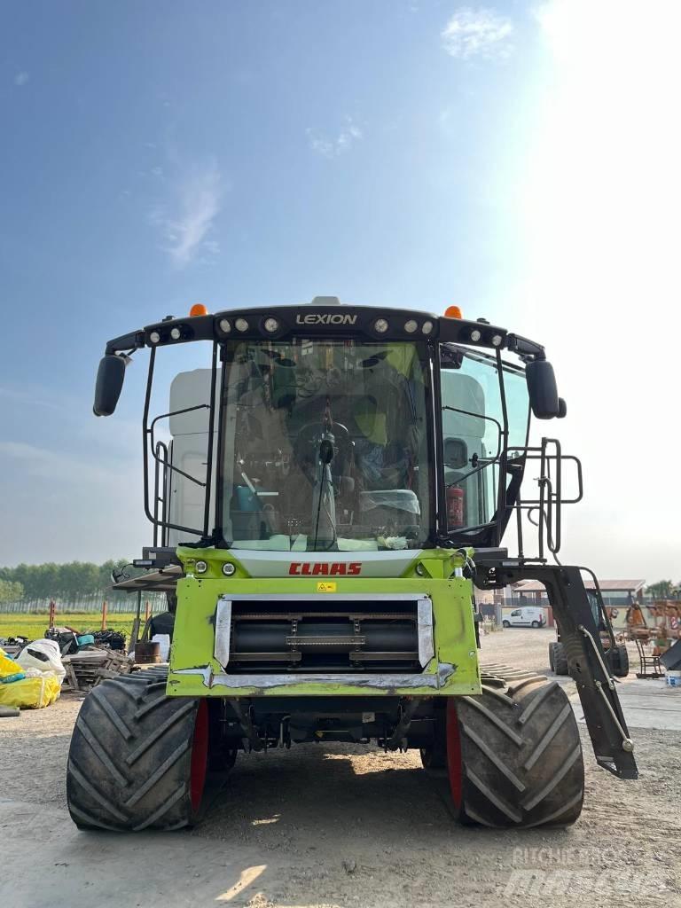 CLAAS LEXION 7600 TT Зернозбиральні комбайни