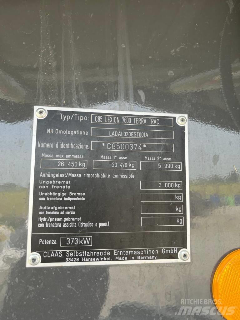 CLAAS LEXION 7600 TT Зернозбиральні комбайни