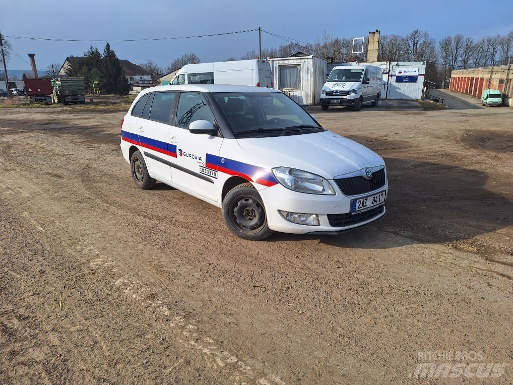 Skoda Fabia Автомобілі