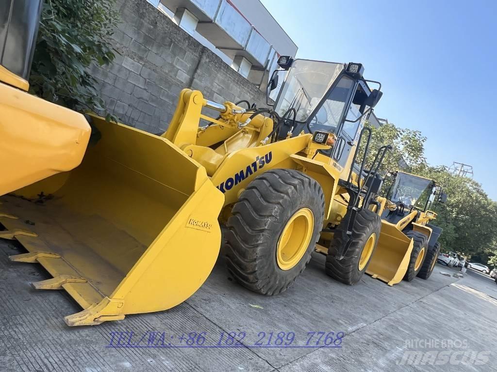 Komatsu WA320 Фронтальні навантажувачі
