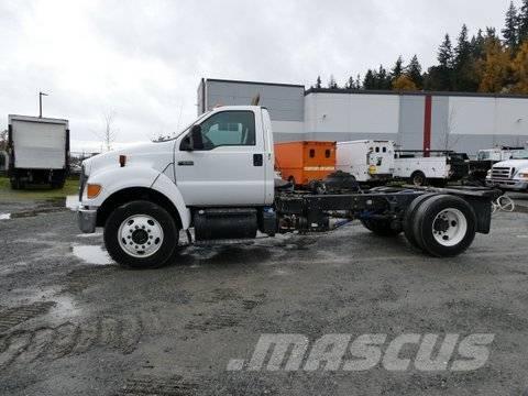 Ford F 650 Шасі з кабіною