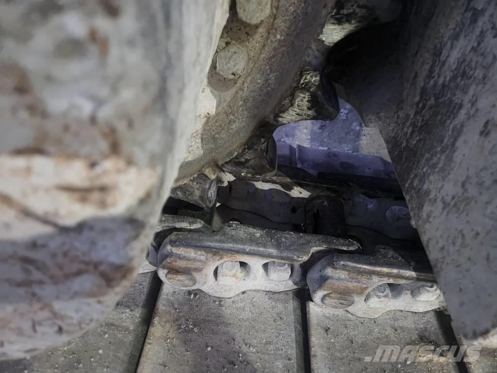 Hyundai HX300 Гусеничні екскаватори