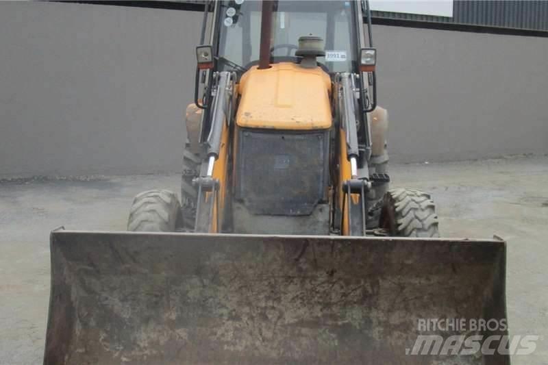 JCB 3DX4 Екскаватори-навантажувачі