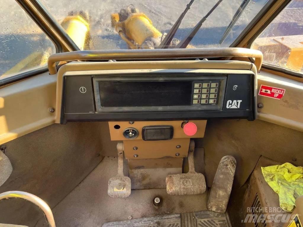 CAT 988 F Фронтальні навантажувачі