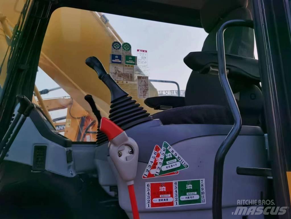 Komatsu PC 220-7 Гусеничні екскаватори