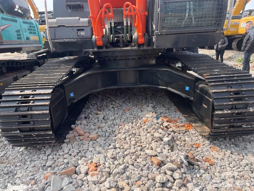 Hitachi ZAX 360 Гусеничні екскаватори