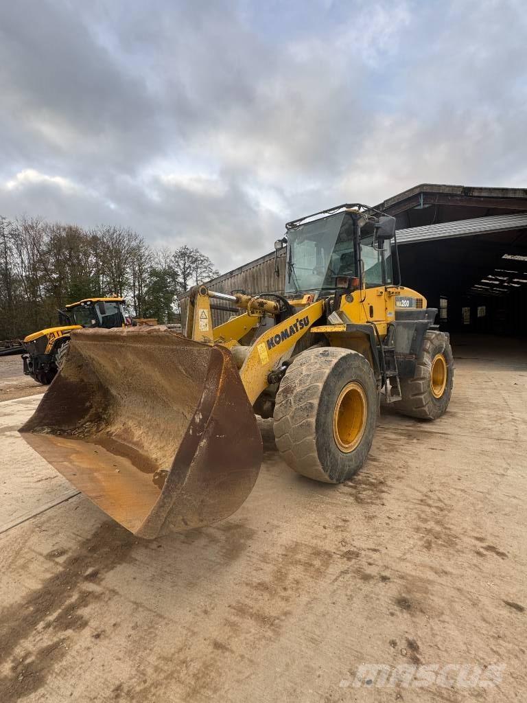 Komatsu WA 200-5 Фронтальні навантажувачі