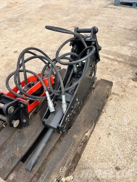 Rammer S 21 Плуги