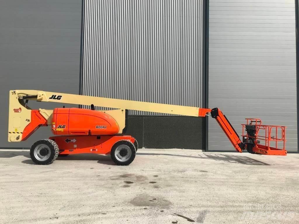 JLG 800 AJ Колінчаті підйомники