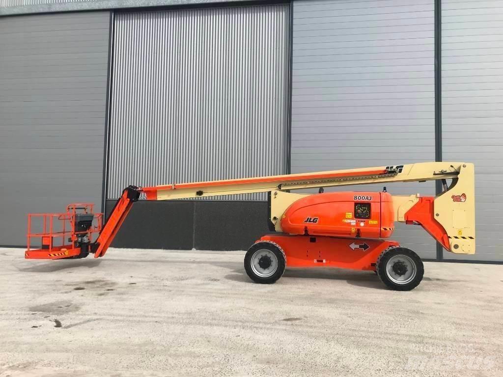 JLG 800 AJ Колінчаті підйомники