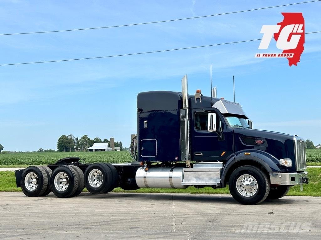 Peterbilt 567 Тягачі