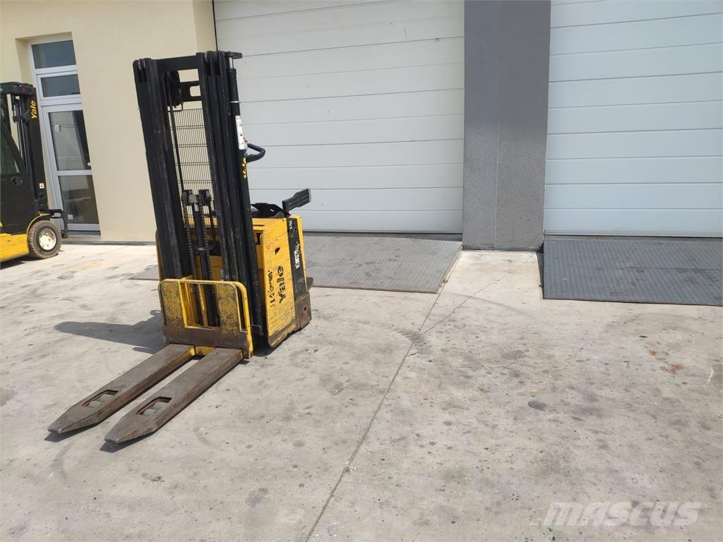 Yale MS15X IL Самохідні електроштабелери