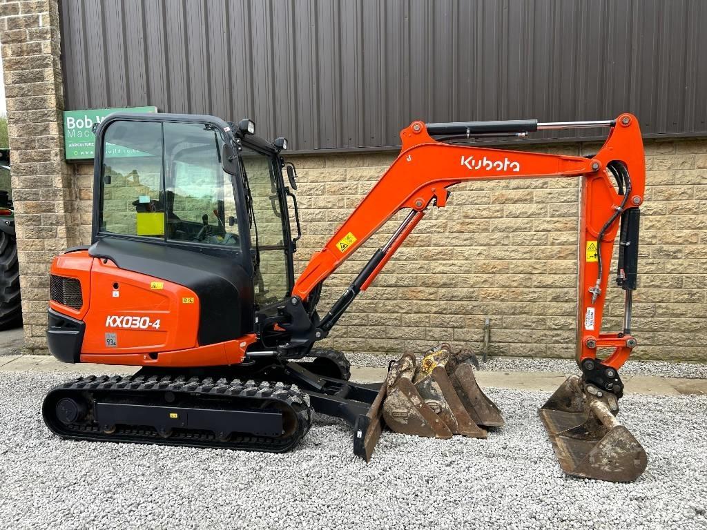 Kubota KX030-4 Міні-екскаватори < 7т