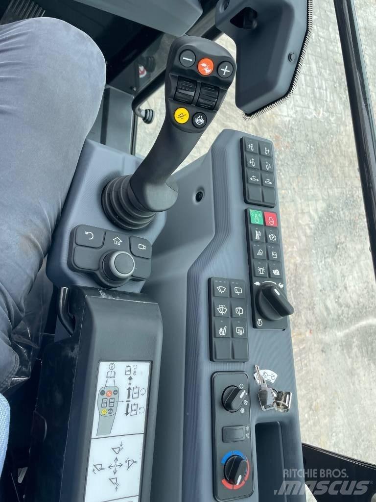 Bobcat L85 Фронтальні навантажувачі