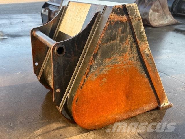 Manitou USED BUCKET Ковші