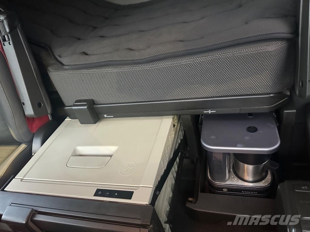 Volvo FH 500 8X4*4 Вантажівки з гаковим підйомом