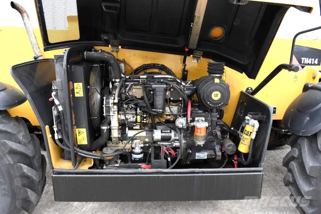 CAT TH 414 Телескопічні навантажувачі