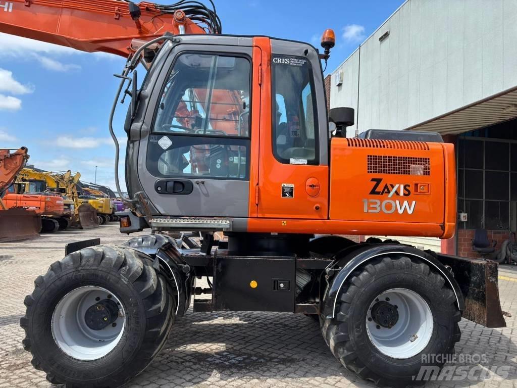 Hitachi ZX 130 W Колісні екскаватори