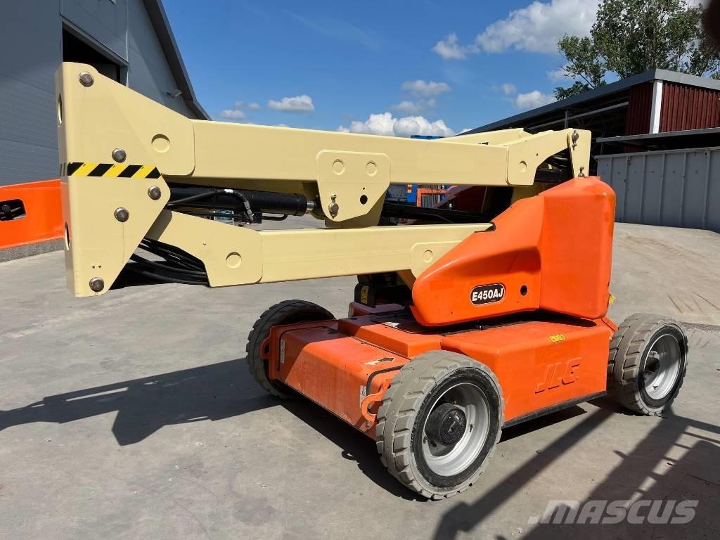 JLG E 450 AJ Колінчаті підйомники