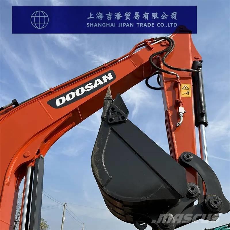 Doosan DX 60 Міні-екскаватори < 7т