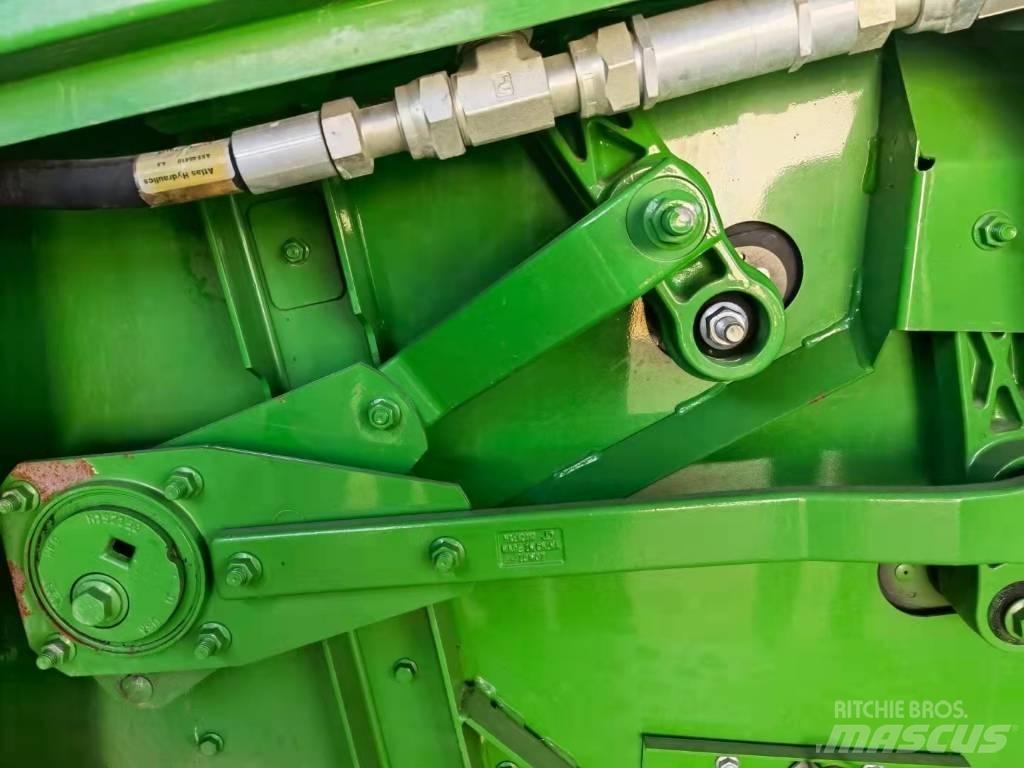 John Deere S670 Зернозбиральні комбайни