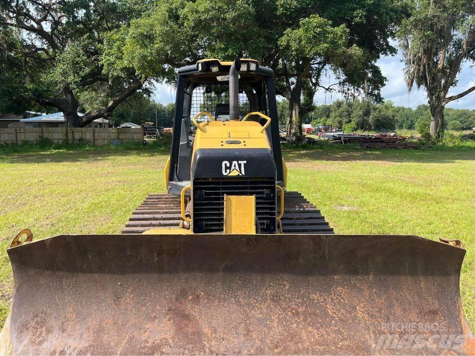 CAT D 3 K 2 LGP Гусеничні бульдозери