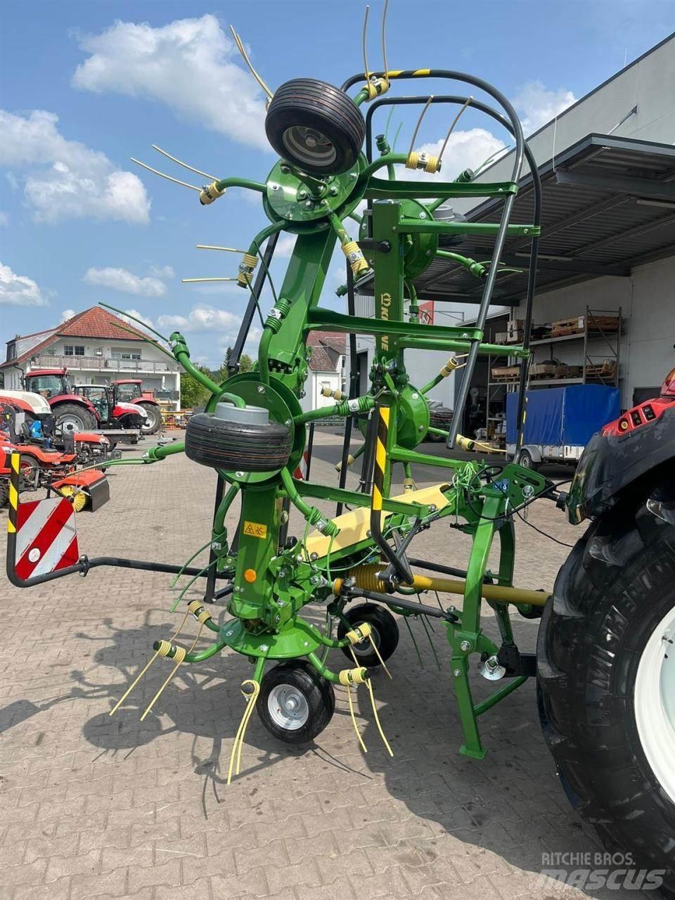 Krone VENDRO 680 Граблі і сінозворушувачі