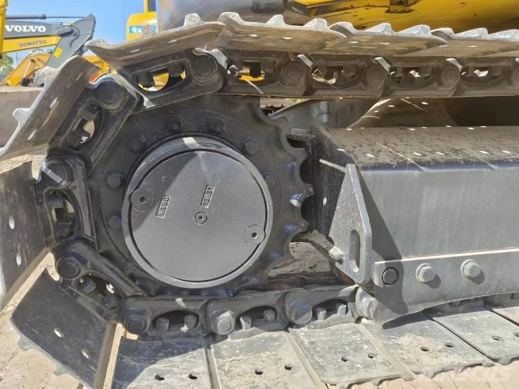 Komatsu PC55 Гусеничні екскаватори