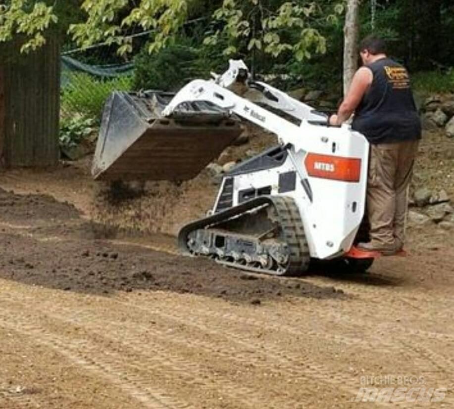 Bobcat MT 85 Міні-навантажувачі