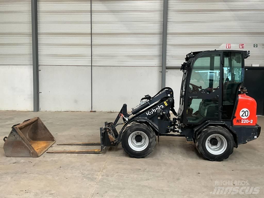Kubota RT 220-2 Фронтальні навантажувачі