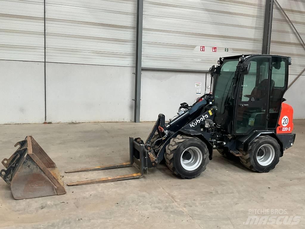Kubota RT 220-2 Фронтальні навантажувачі