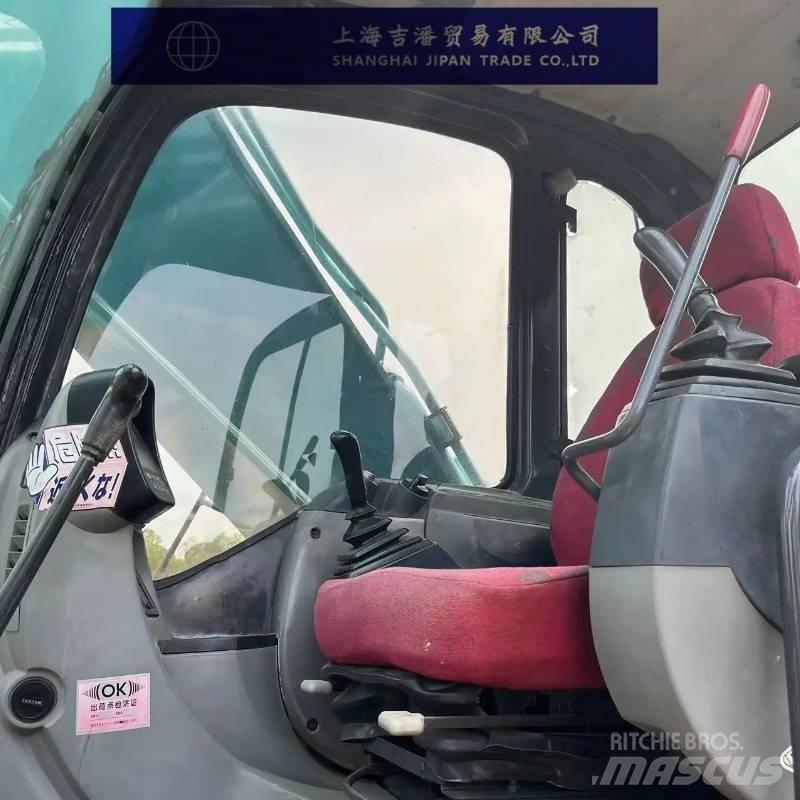 Kobelco 260 Гусеничні екскаватори