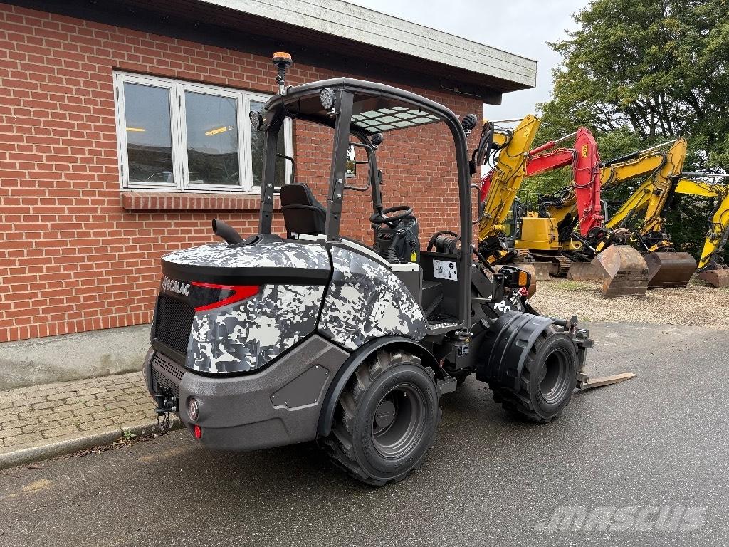 Mecalac MCL 6+ Малі навантажувачі