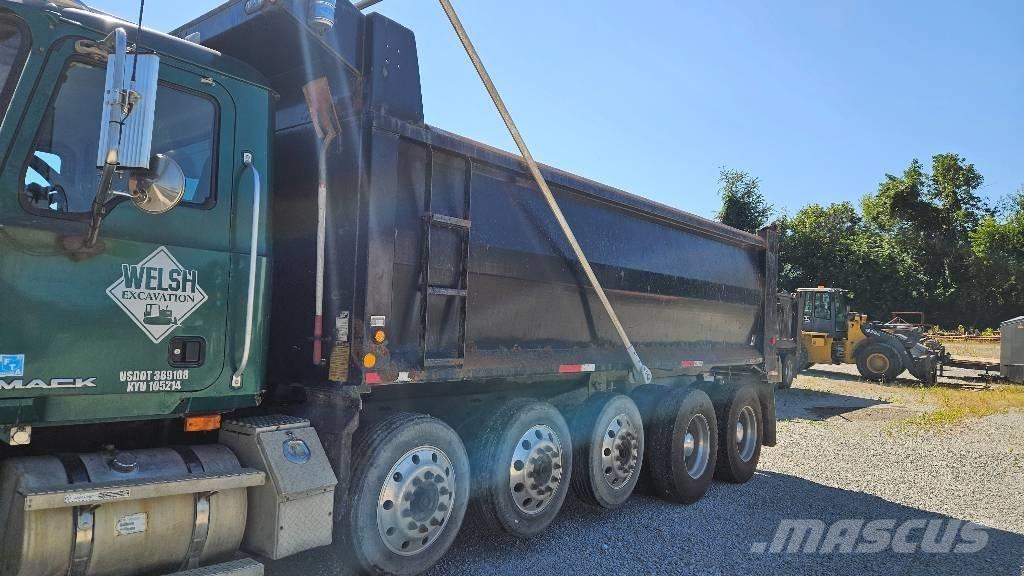 Mack CTP613 Самоскиди