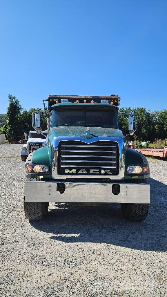 Mack CTP613 Самоскиди