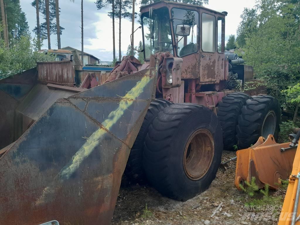 Valmet 1200 Фронтальні навантажувачі