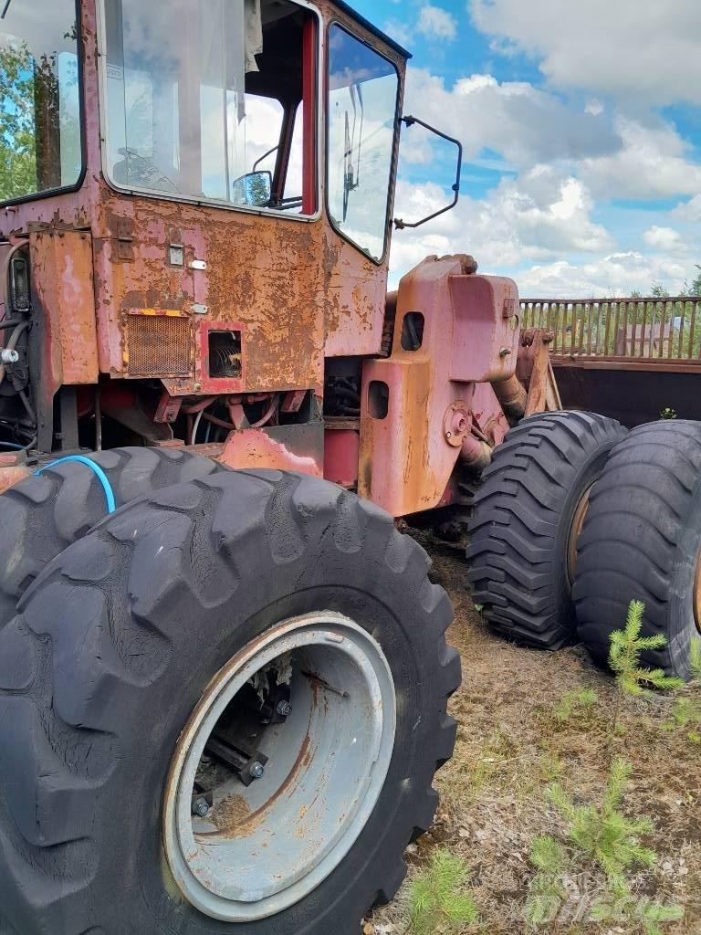 Valmet 1200 Фронтальні навантажувачі